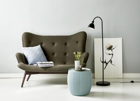 Jugenstil Stehleuchte RAY 155cm schwarz / opal, Robuster Beleuchtungskünstler in industriellem Stil